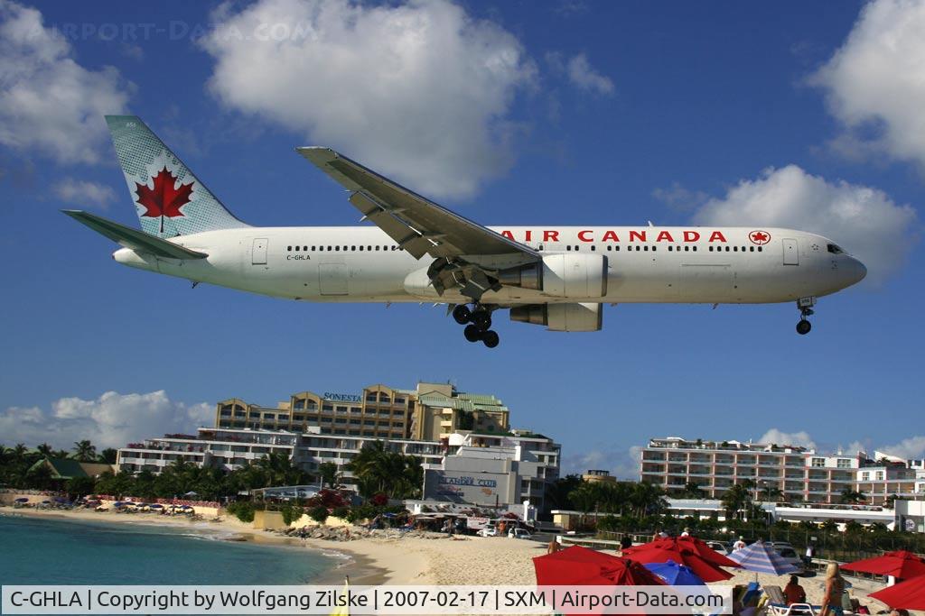 C-GHLA, 1992 Boeing 767-35H C/N 26387, visitor