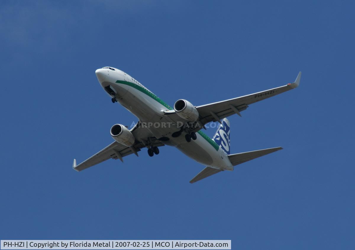 PH-HZI, 2000 Boeing 737-8K2 C/N 28380, Sun Country
