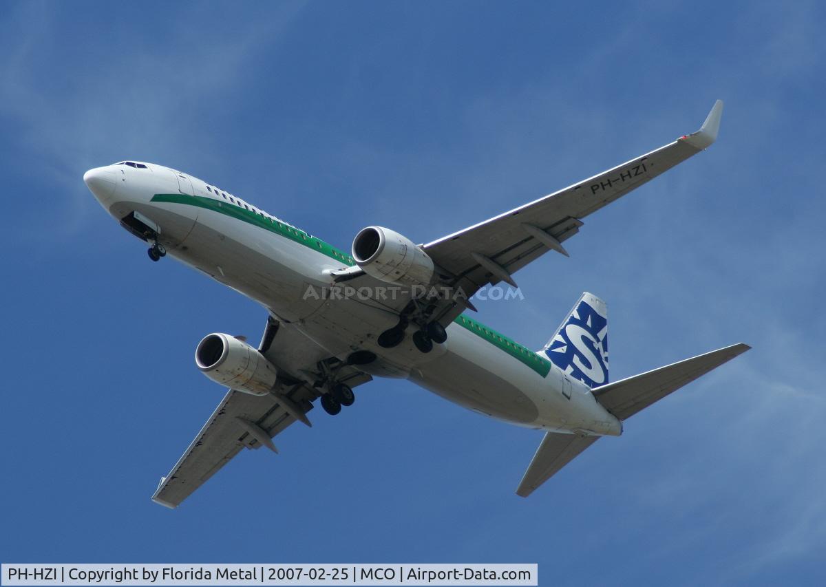 PH-HZI, 2000 Boeing 737-8K2 C/N 28380, Sun Country