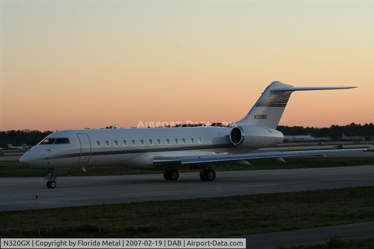 N320GX, 2002 Bombardier BD-700-1A10 Global Express C/N 9116, Global