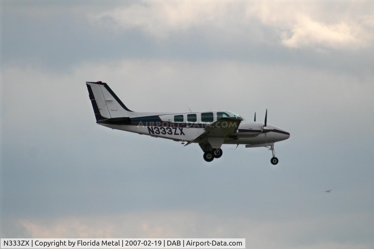 N333ZX, 1995 Beech 58 Baron C/N TH-1739, Beech 58