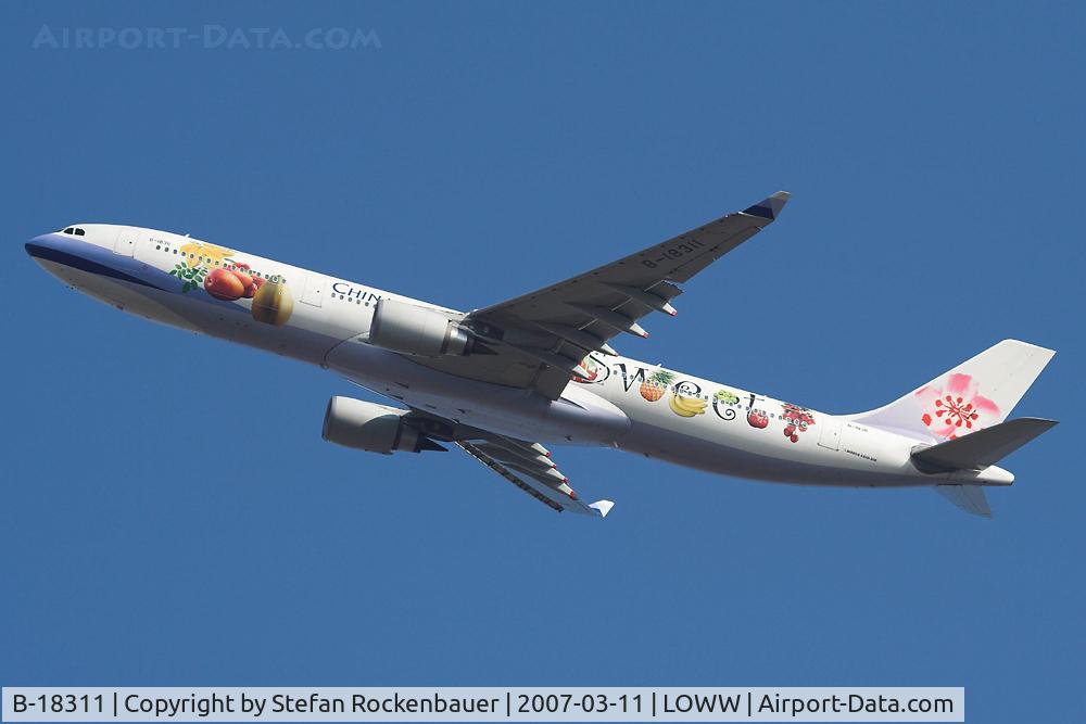 B-18311, 2006 Airbus A330-202 C/N 752, Takeoff from RWY 29.