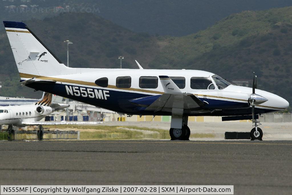 N555MF, 1980 Piper PA-31-325 Navajo C/R C/N 31-8012068, visitor