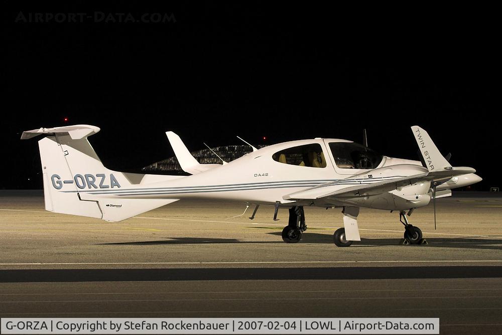G-ORZA, 2005 Diamond DA-42 Twin Star C/N 42.062, Visitor from Great Britain.