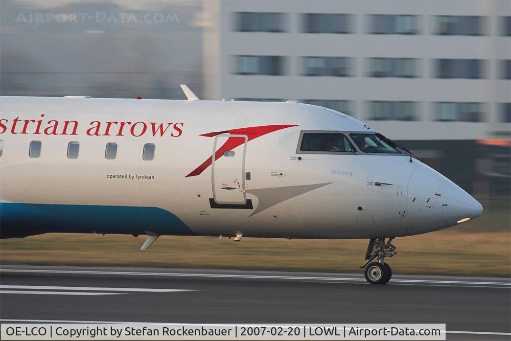 OE-LCO, 2000 Canadair CRJ-200LR (CL-600-2B19) C/N 7371, Speeeed