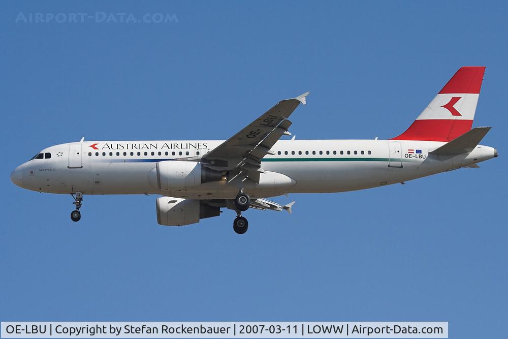 OE-LBU, 2001 Airbus A320-214 C/N 1478, Still in old c/s.