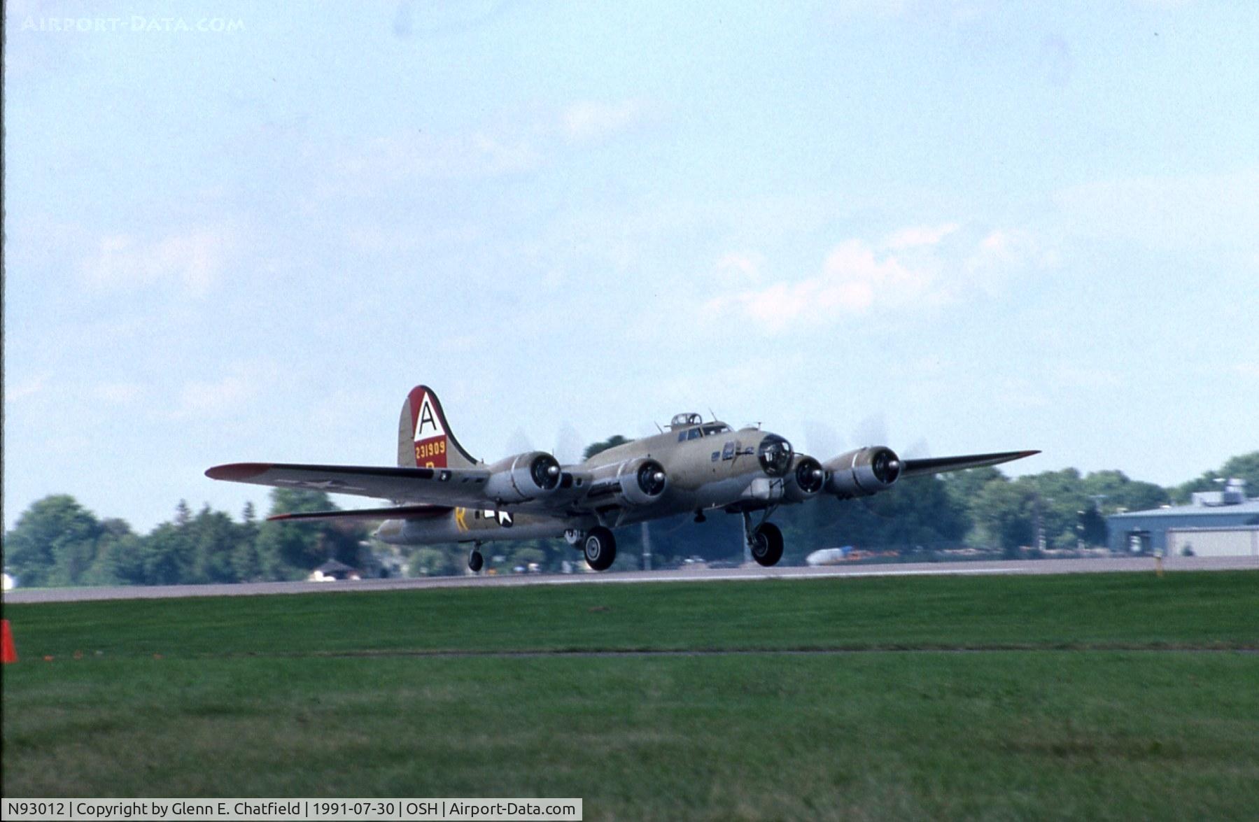N93012, 1944 Boeing B-17G-30-BO Flying Fortress C/N 32264, Takeoff at EAA fly in