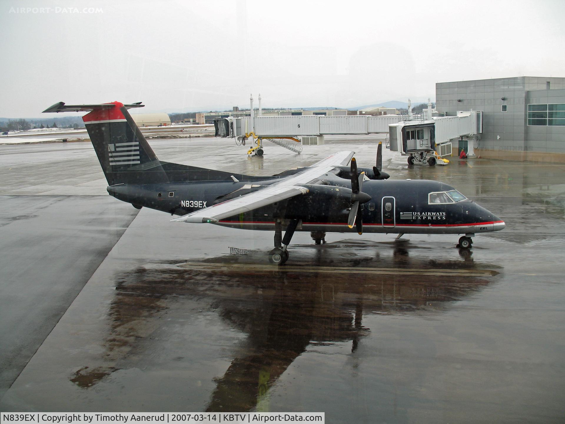 N839EX, 1990 Boeing DHC-8-102 C/N 226, Parked at the Gate, Burlington, VT