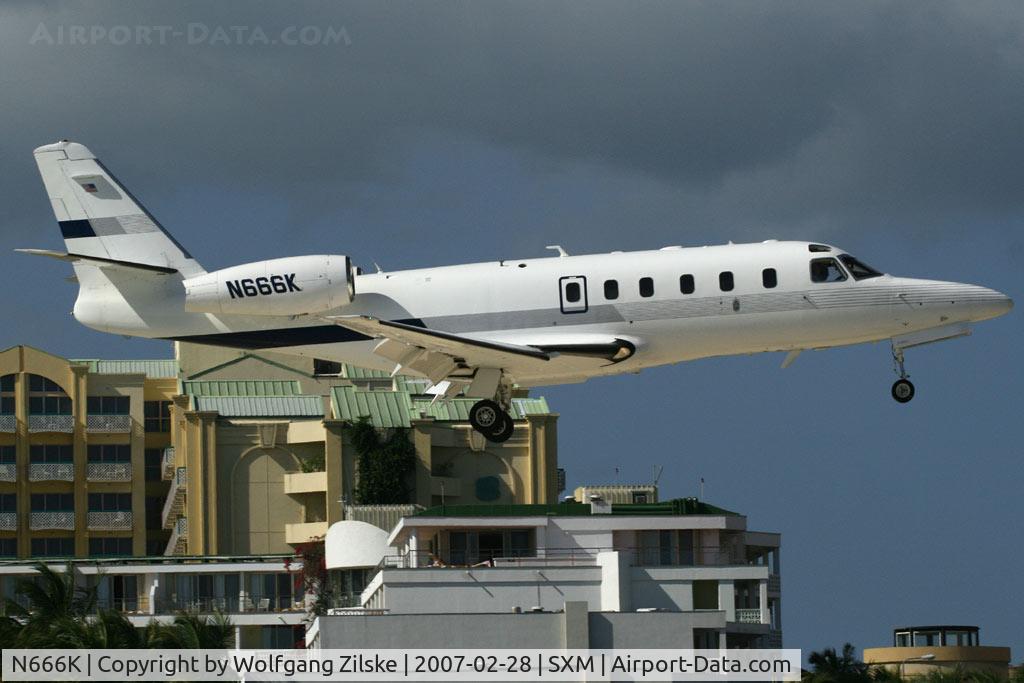 N666K, Israel Aircraft Industries IAI-1125 Westwind Astra C/N 040, visitor