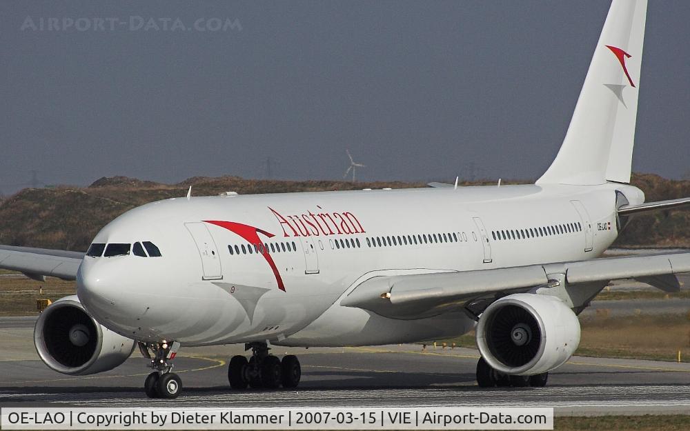OE-LAO, 2000 Airbus A330-223 C/N 181, Austrian A330-200 in new color because of delivery to new airlines