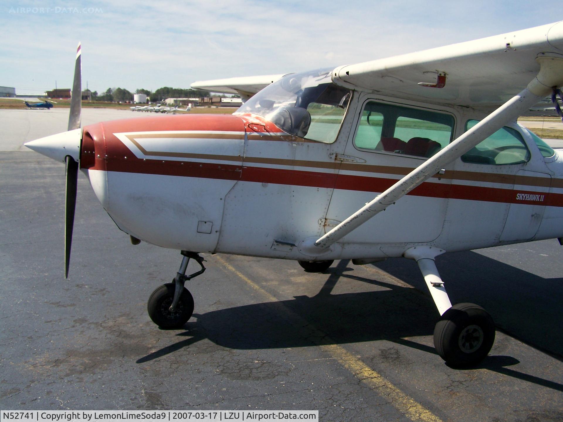 N52741, 1981 Cessna 172P C/N 17274596, Just another day.