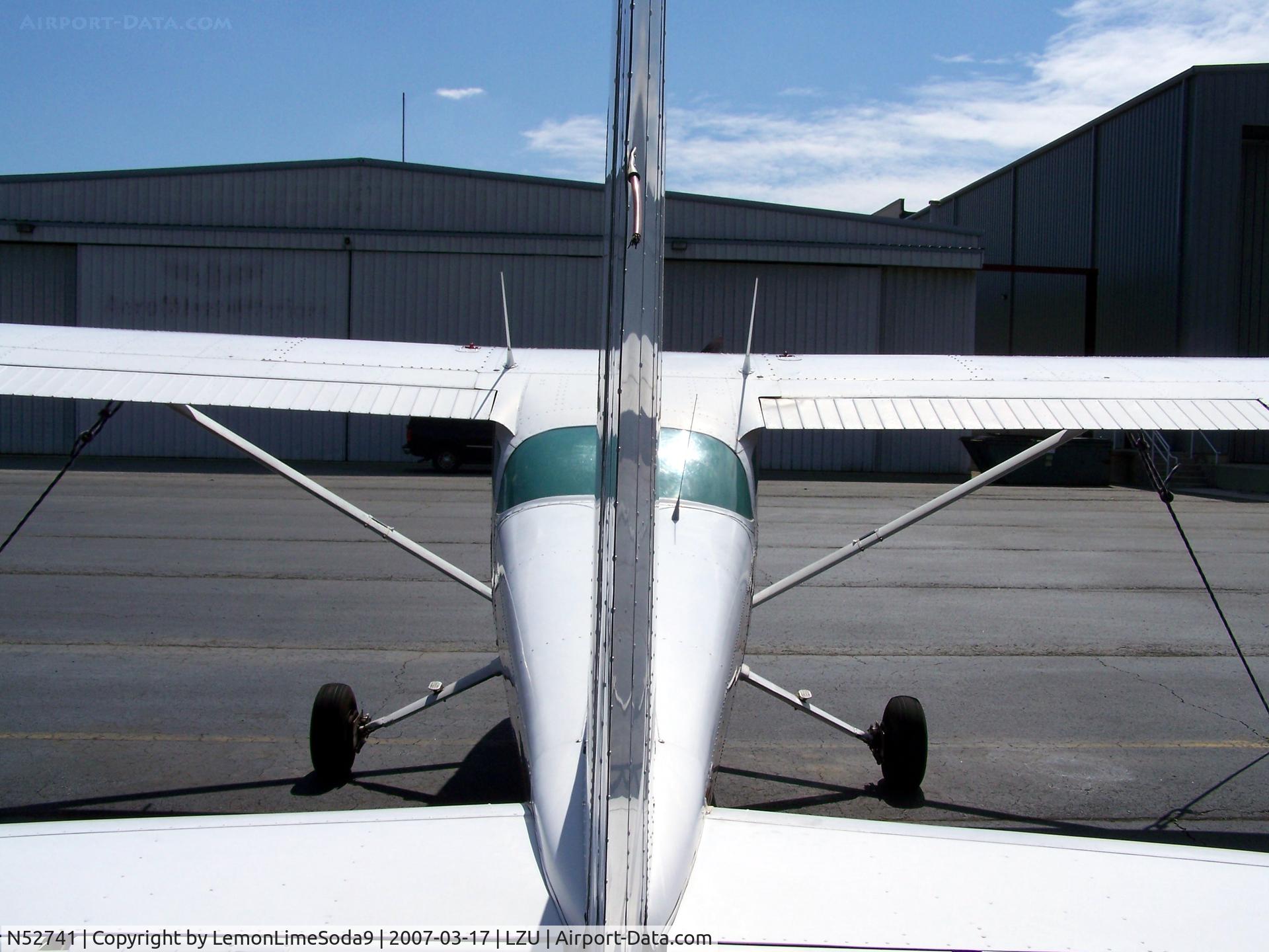 N52741, 1981 Cessna 172P C/N 17274596, Just another day.