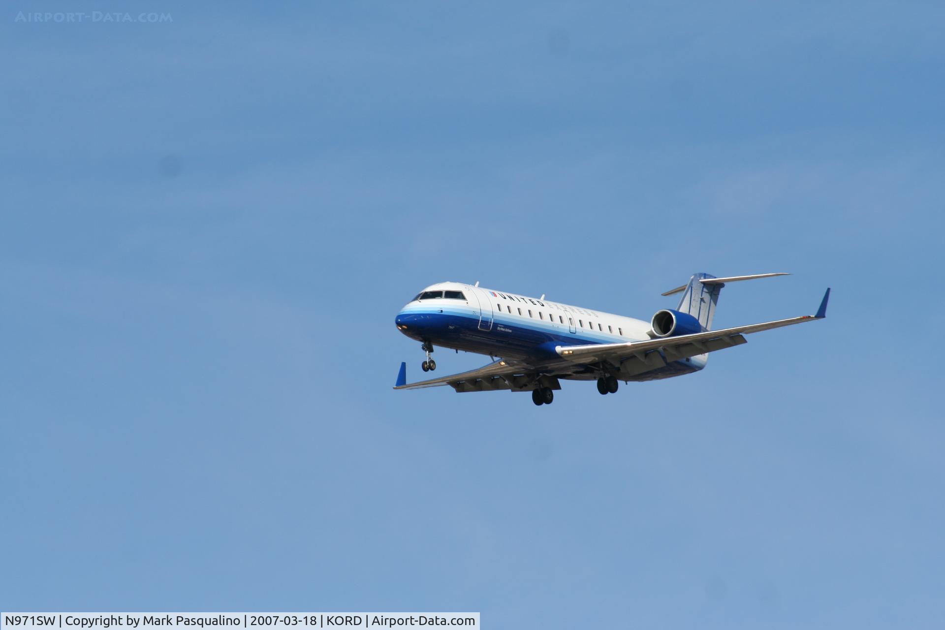 N971SW, 2004 Canadair CL-600-2B19 Regional Jet CRJ-200LR C/N 7947, CL-600-2B19