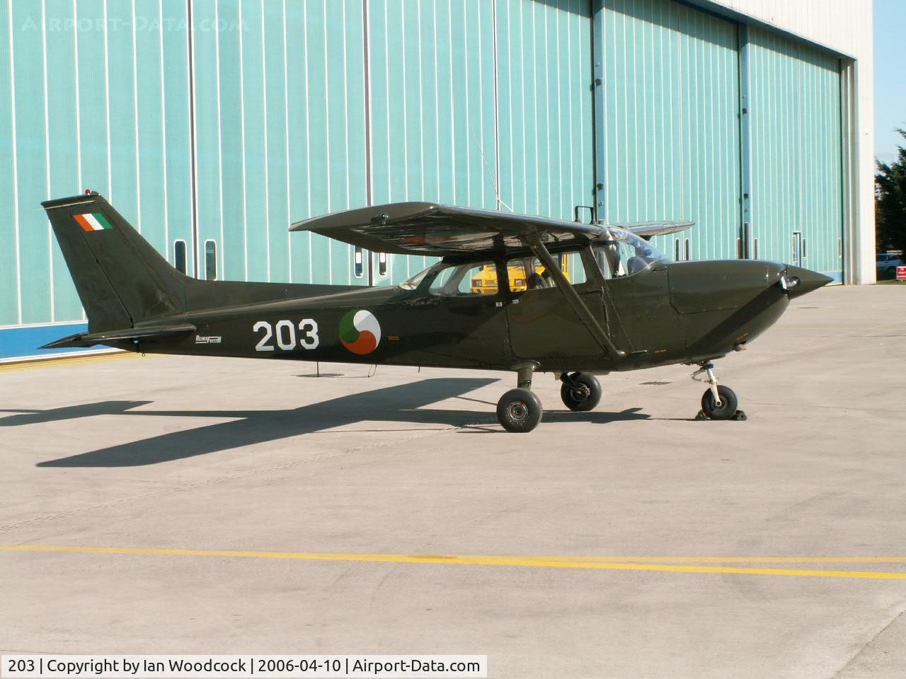 203, 1972 Reims Cessna FR172H Reims Rocket C/N 0343, Cessna FR-172H/Irish Air Corps/Baldonnel