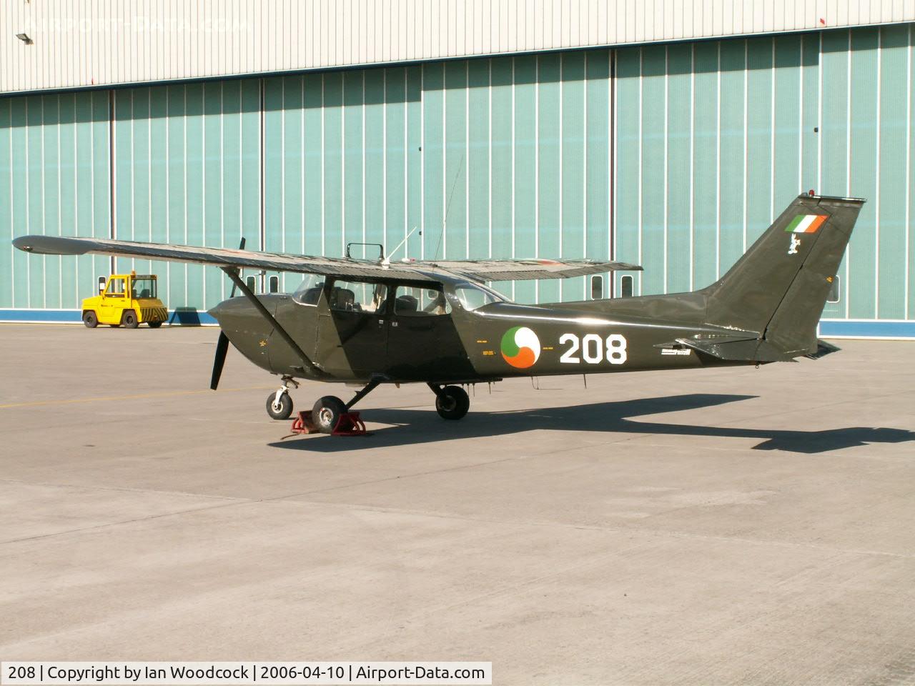 208, 1972 Reims Cessna FR172H Reims Rocket C/N 0348, Cessna FR-172H/Irish Air Corps/Baldonnel