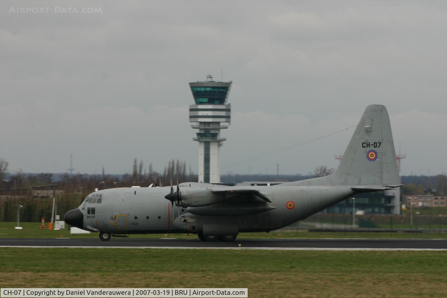 CH-07, 1971 Lockheed C-130H Hercules C/N 382-4476, just touched rwy 25L