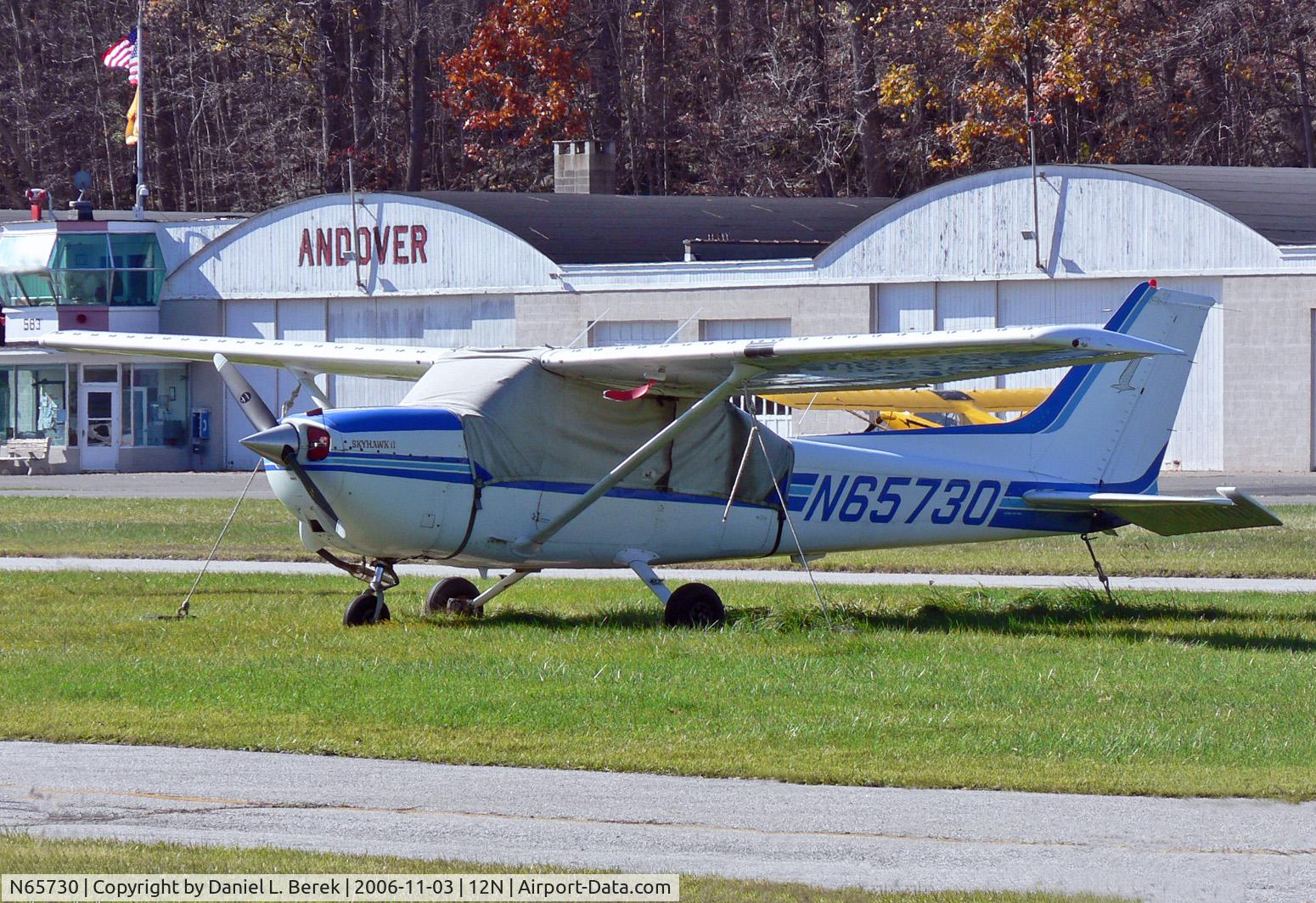 N65730, 1982 Cessna 172P C/N 17275840, A 1982 Skyhawk II tries to hide under the covers.