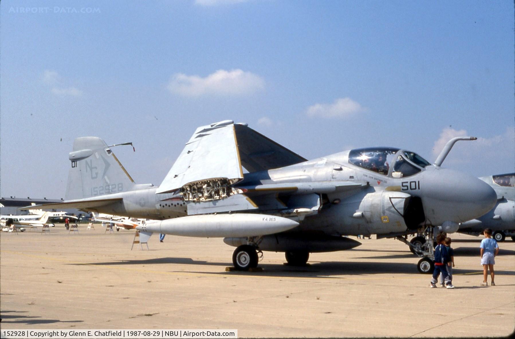 152928, Grumman A-6E Intruder C/N I-232, Open house at Glenview NAS