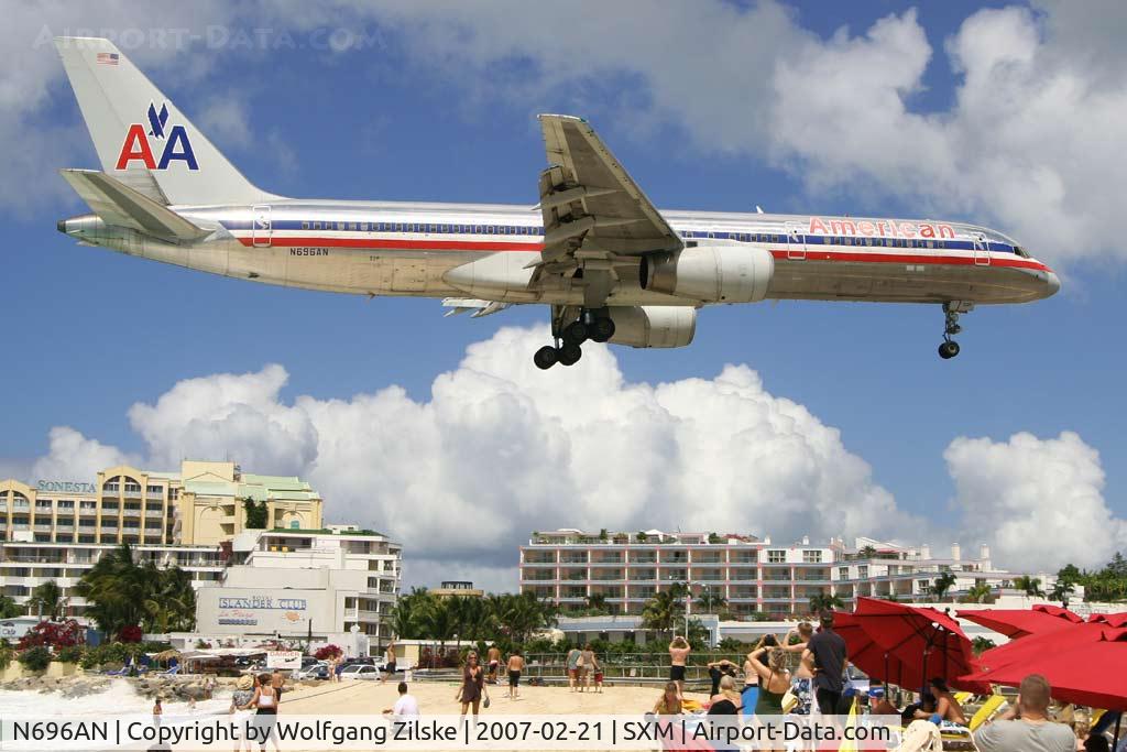 N696AN, 1994 Boeing 757-223 C/N 26976, visitor