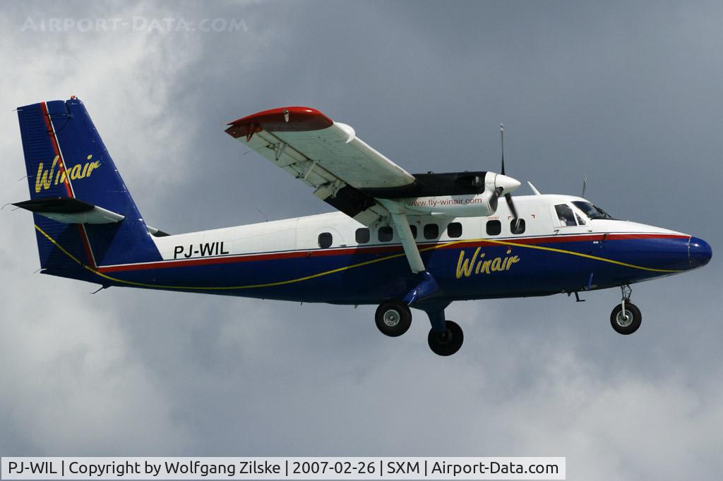 PJ-WIL, 1973 De Havilland Canada DHC-6-300 Twin Otter C/N 358, visitor