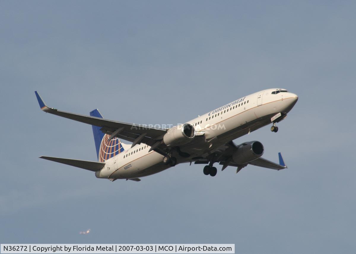 N36272, 2001 Boeing 737-824 C/N 31590, Continental