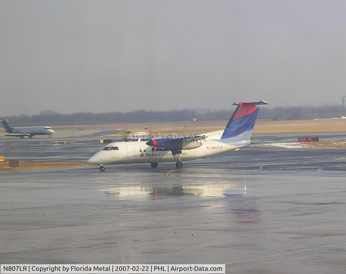 N807LR, 1987 De Havilland Canada DHC-8-102 Dash 8 C/N 070, Delta Connection