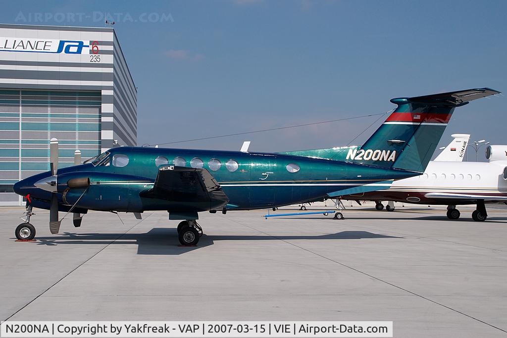 N200NA, 1982 Beech B200 Super King Air King Air C/N BB-1079, Trueb Chemie Beech 200 King Air