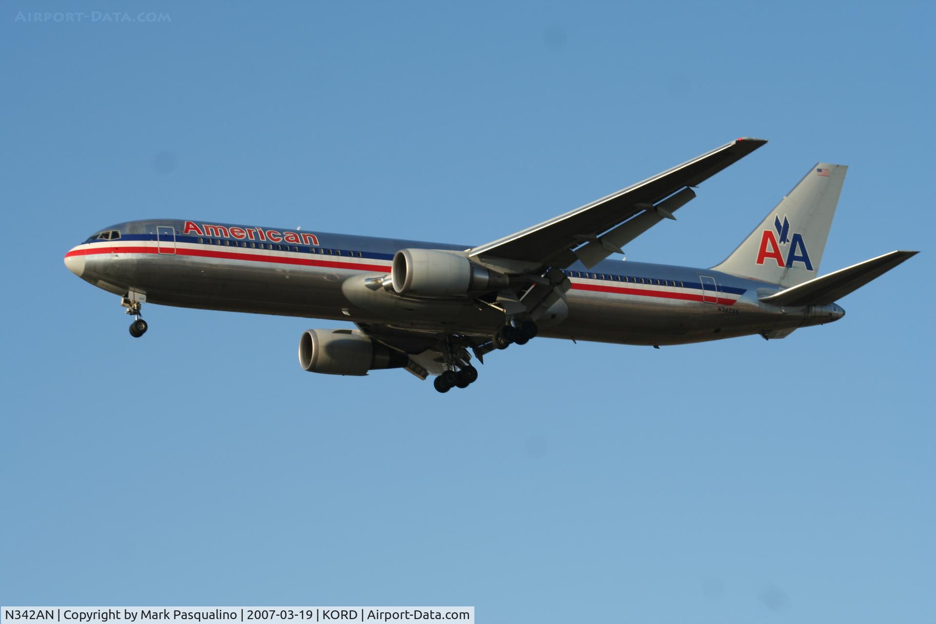 N342AN, 2002 Boeing 767-323ER C/N 33081, Boeing 767-300