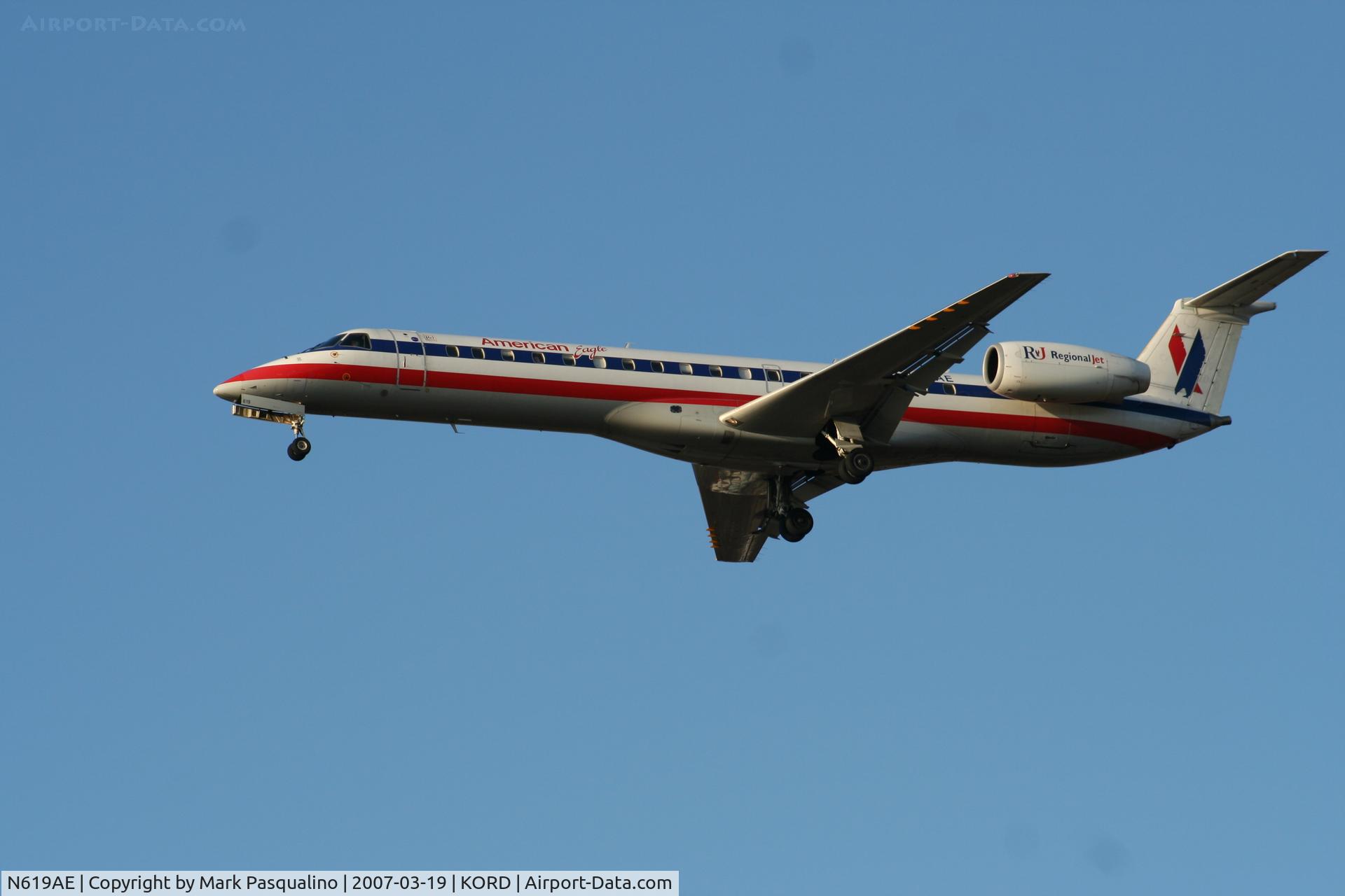 N619AE, 1998 Embraer ERJ-145LR (EMB-145LR) C/N 145101, EMB-145LR