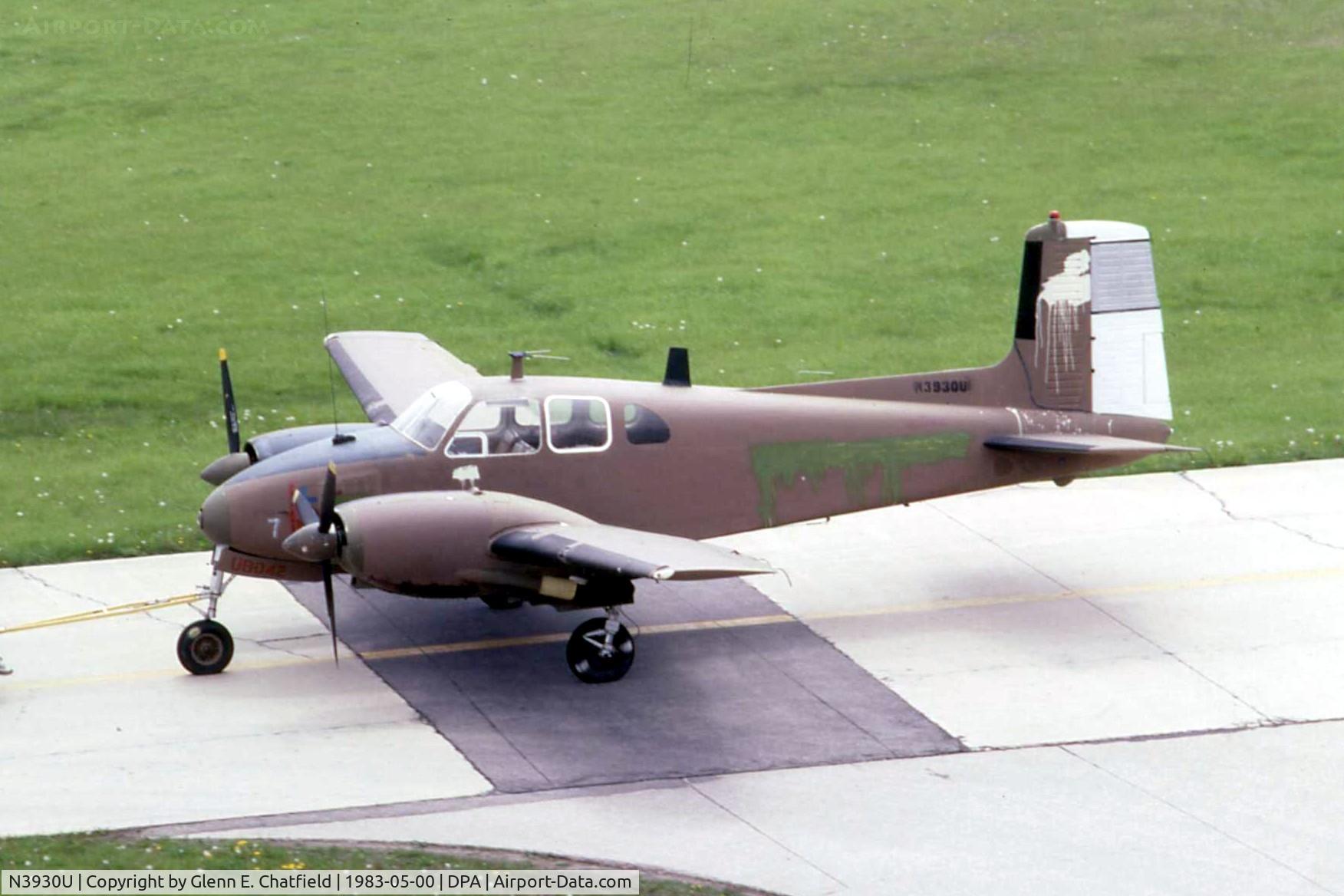 N3930U, Beech U-8D C/N 573098, U-8D 57-3098 under tow