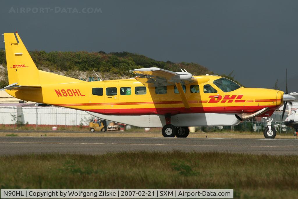N90HL, 2004 Cessna 208B Grand Caravan C/N 208B1070, visitor