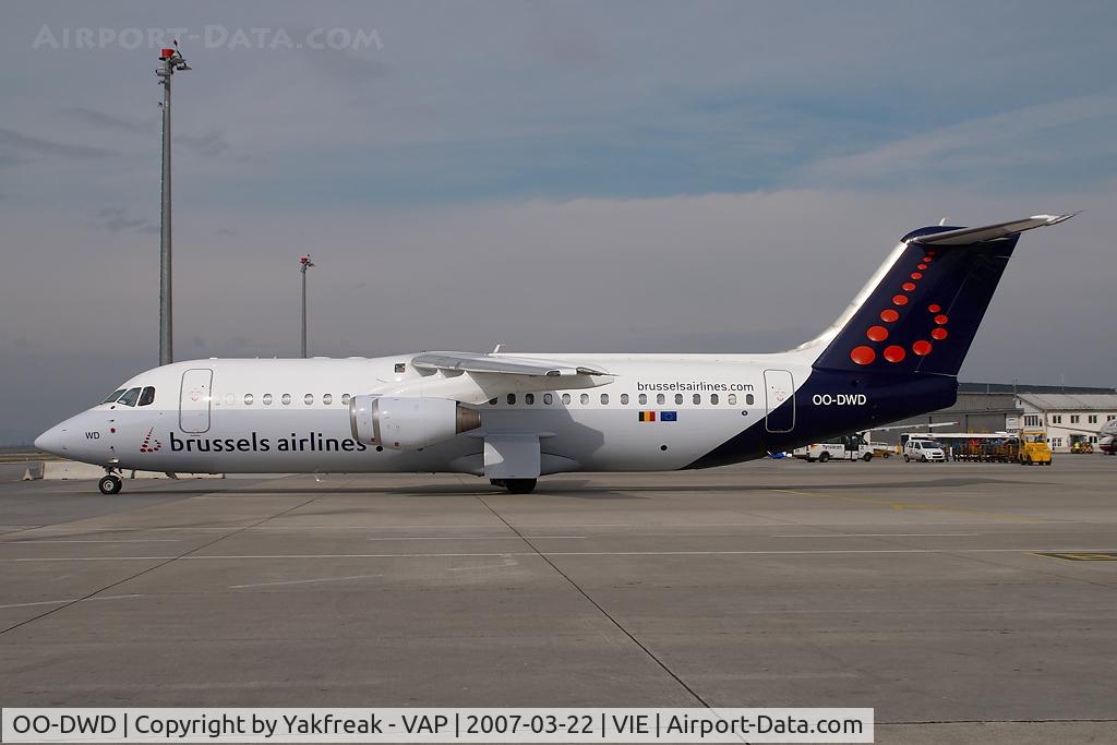 OO-DWD, 1998 British Aerospace Avro 146-RJ100 C/N E3324, Brussel Airlines Bae146