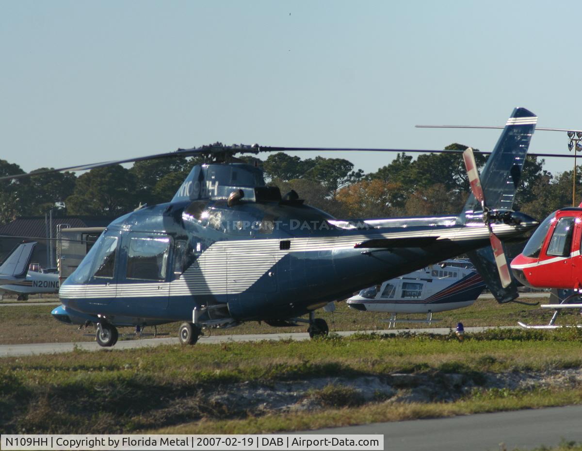 N109HH, 1976 Agusta A-109C C/N 7117, Augusta A109