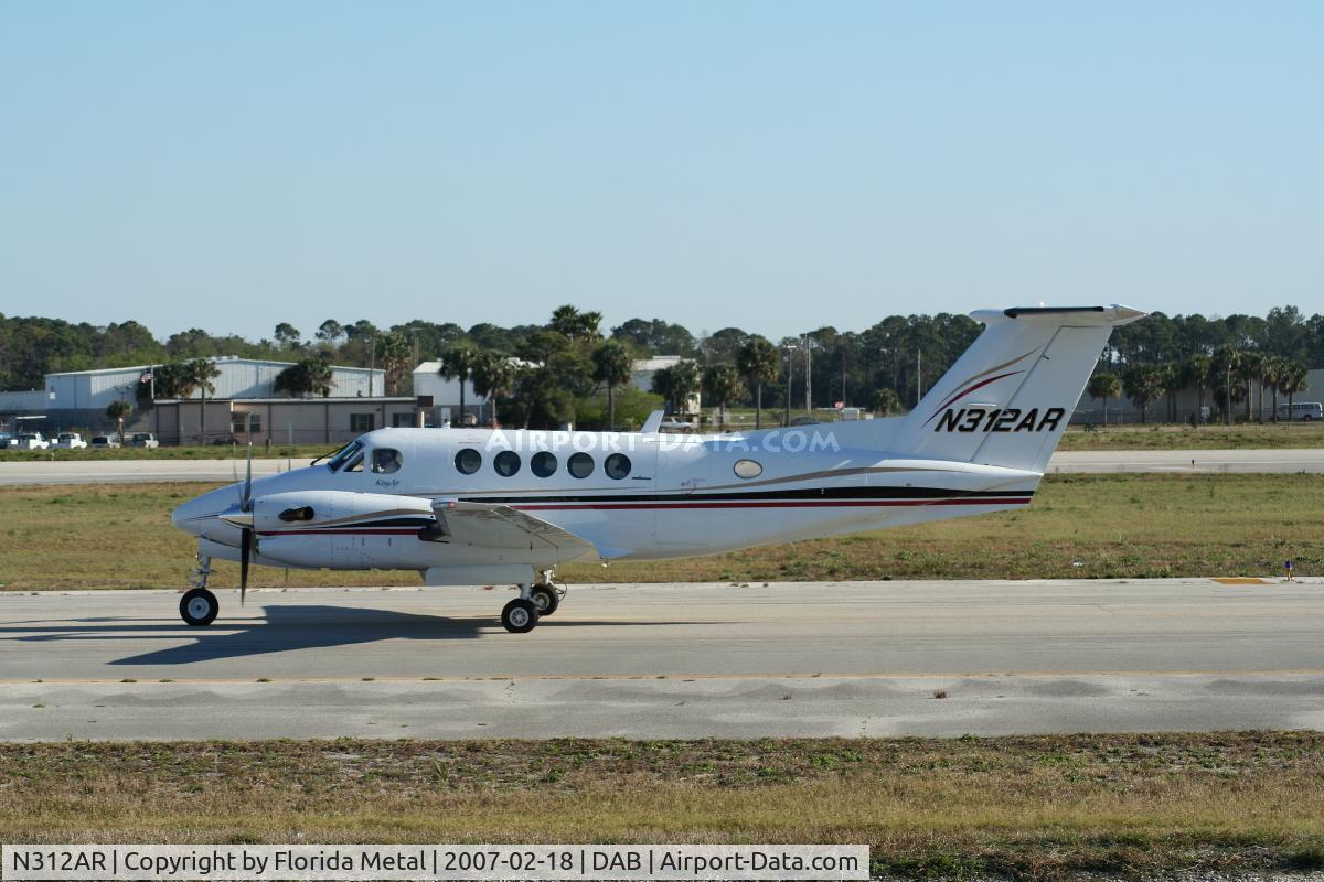 N312AR, 1991 Beech 300 C/N FA-216, Beech 300