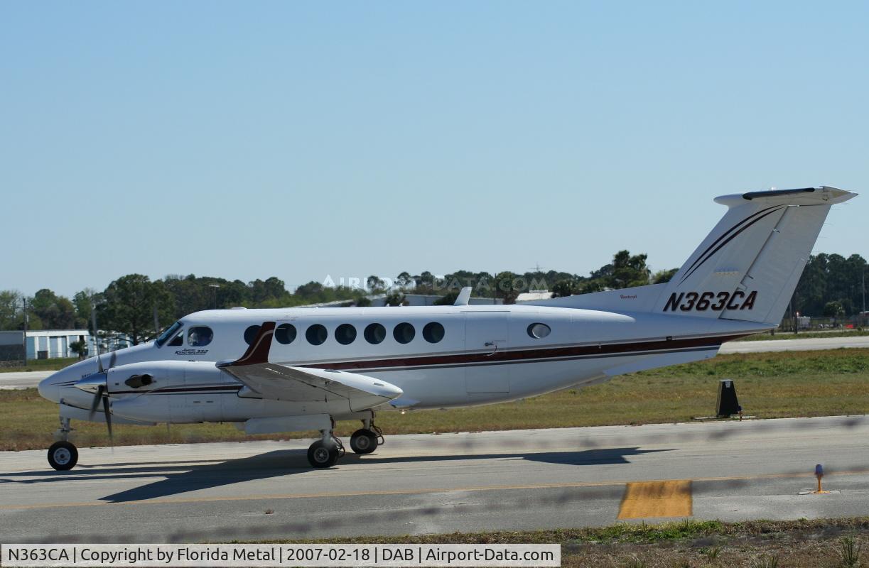 N363CA, 2001 Raytheon Aircraft Company B300 C/N FL-326, Beech 350