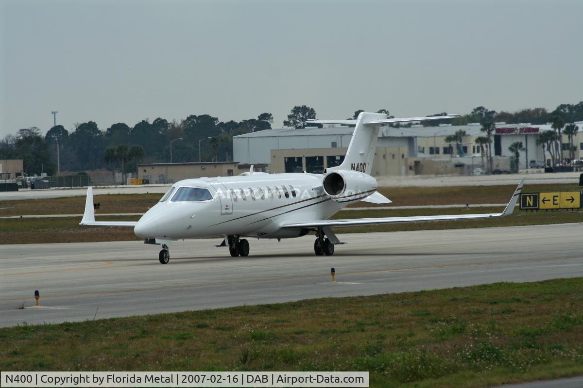 N400, 2003 Bombardier Challenger 604 (CL-600-2B16) C/N 5572, Lear 45