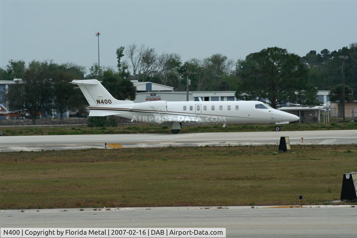 N400, 2003 Bombardier Challenger 604 (CL-600-2B16) C/N 5572, Lear 45