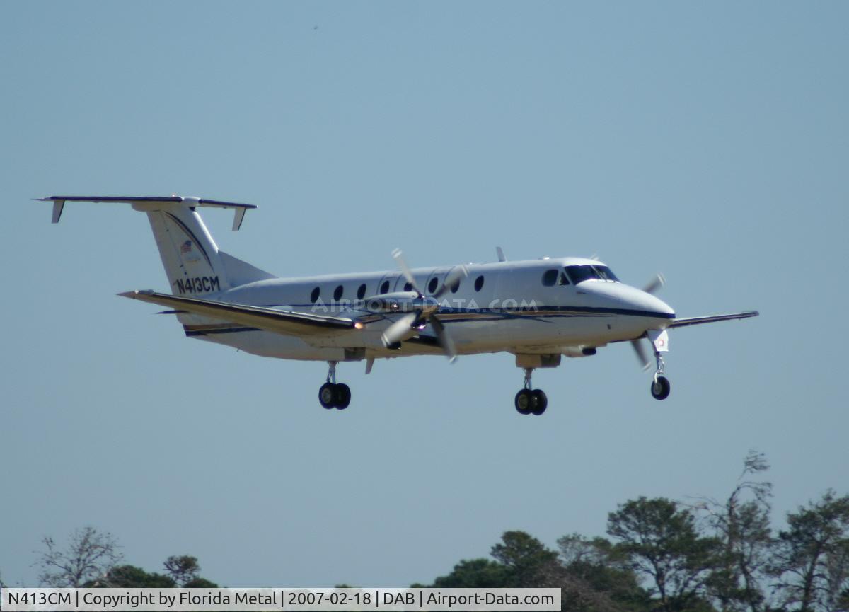 N413CM, 1988 Beech 1900C C/N UC-13, Casey Mears
