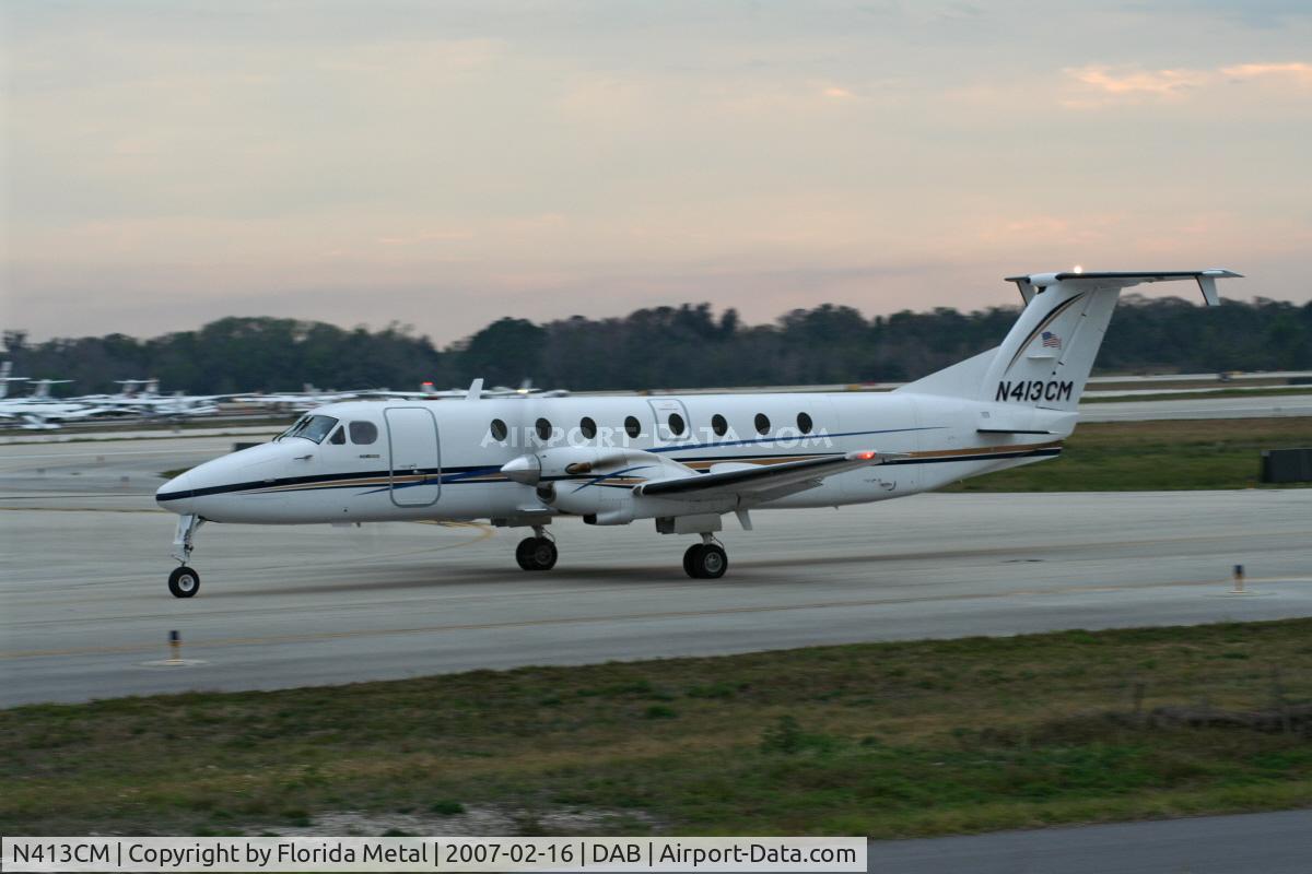 N413CM, 1988 Beech 1900C C/N UC-13, Casey Mears
