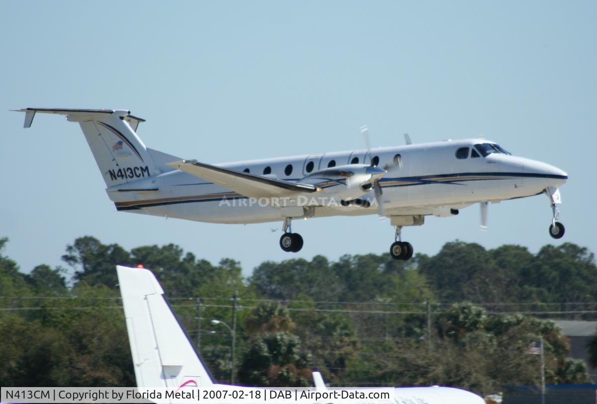 N413CM, 1988 Beech 1900C C/N UC-13, Casey Mears