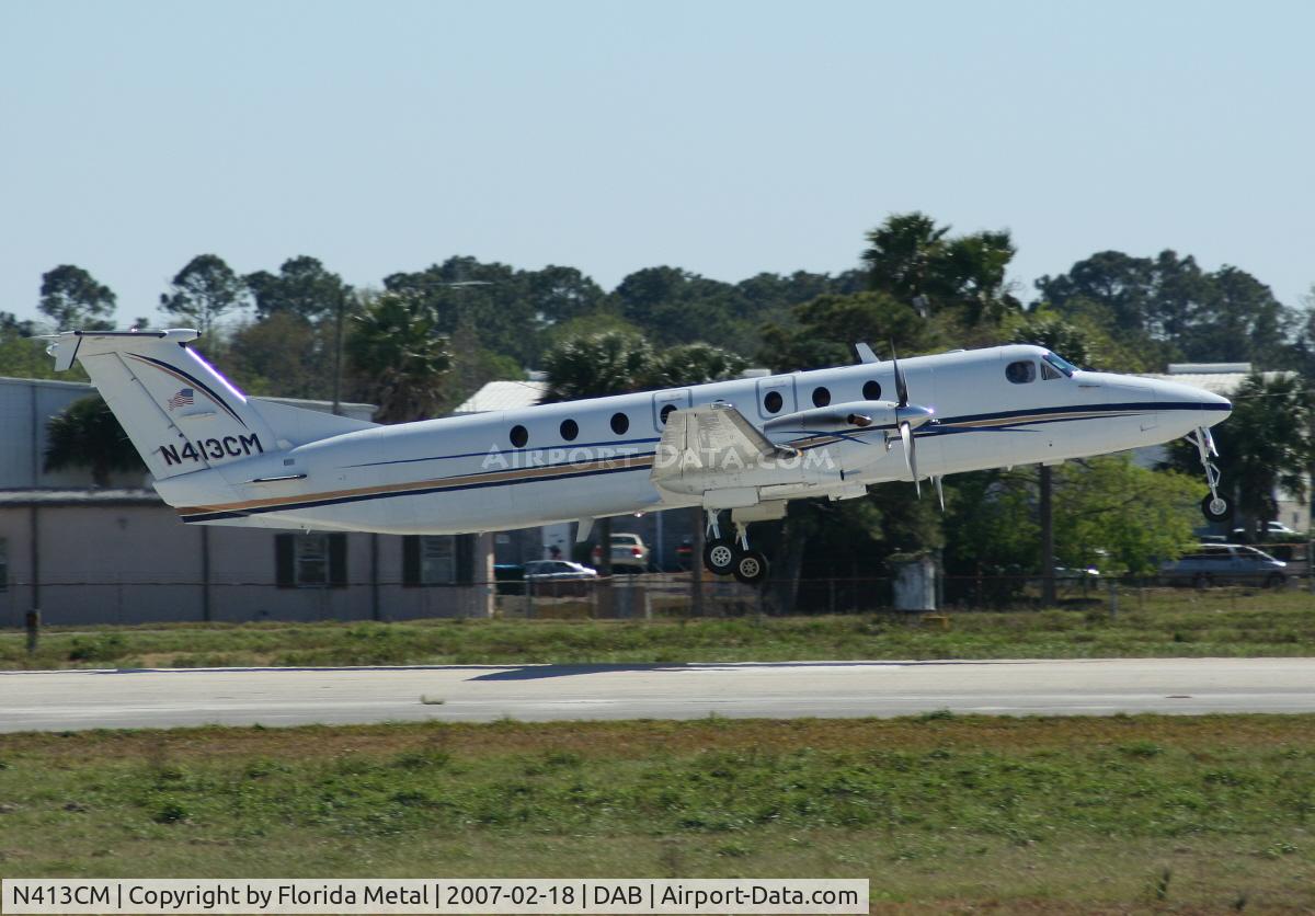 N413CM, 1988 Beech 1900C C/N UC-13, Casey Mears