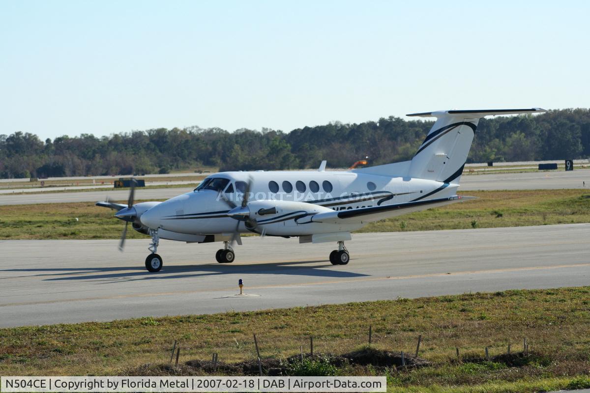 N504CE, 2005 Raytheon B200 King Air C/N BB-1897, B200