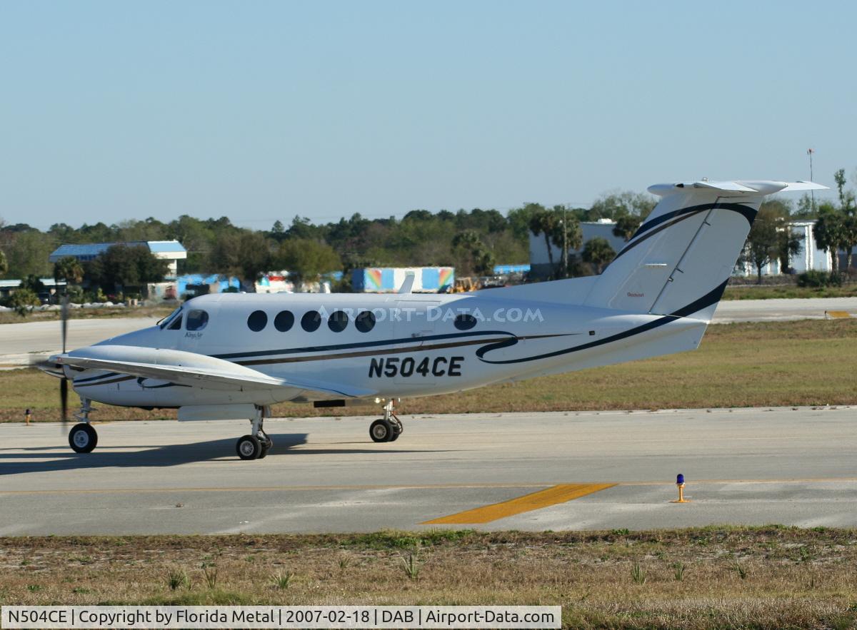 N504CE, 2005 Raytheon B200 King Air C/N BB-1897, B-200