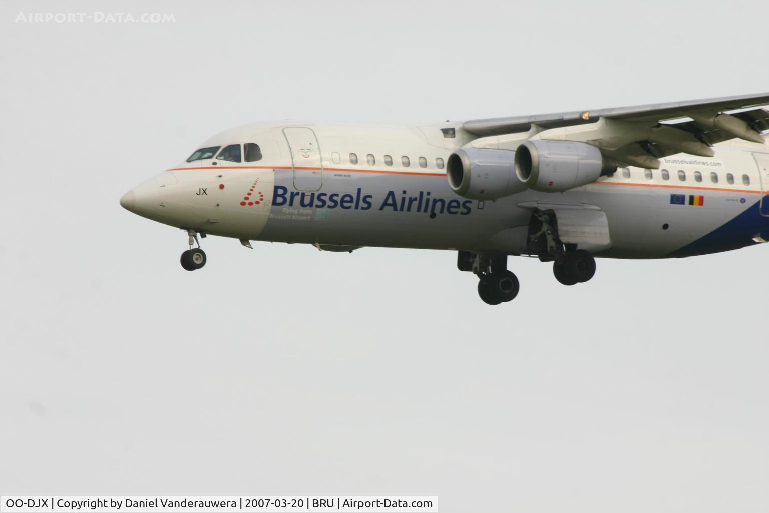 OO-DJX, 1996 British Aerospace Avro 146-RJ85 C/N E.2297, b already replaces SN