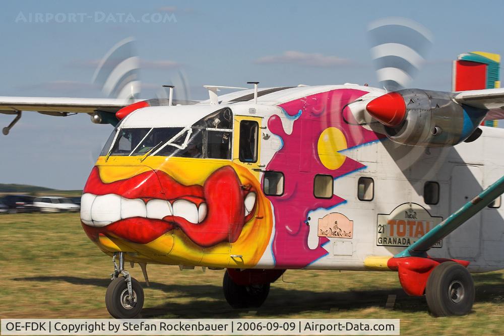 OE-FDK, 1972 Short SC-7 Skyvan 3A-100 C/N SH.1901, Rotating only a few meters in front of me.