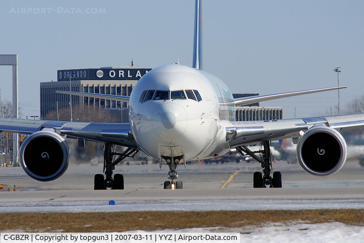 C-GBZR, 1992 Boeing 767-38E/ER C/N 25404, Taxiing for departure