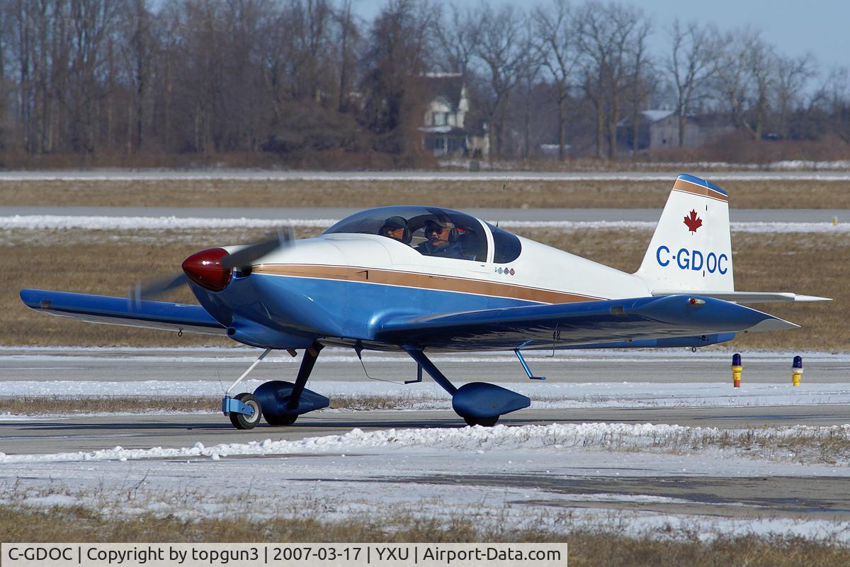 C-GDOC, 1997 Vans RV-6A C/N 23369, taxiing on Alpha.