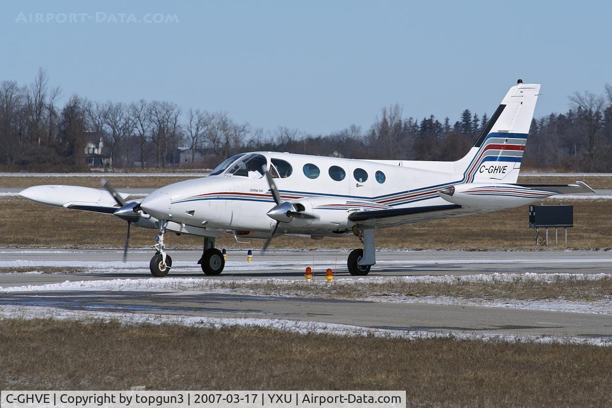 C-GHVE, Cessna 340A C/N 340A1028, taxiing on Alpha.