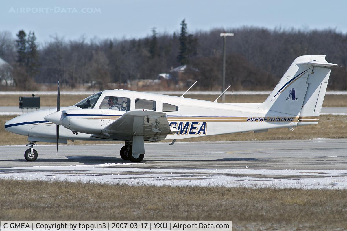 C-GMEA, 1979 Piper PA-44-180 Seminole C/N 44-7995260, Taxiing on Alpha.