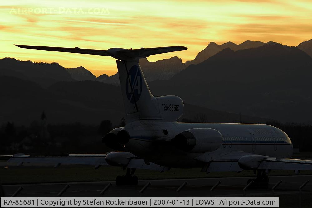 RA-85681, 1990 Tupolev Tu-154M C/N 90A848, Nice sunrise.
